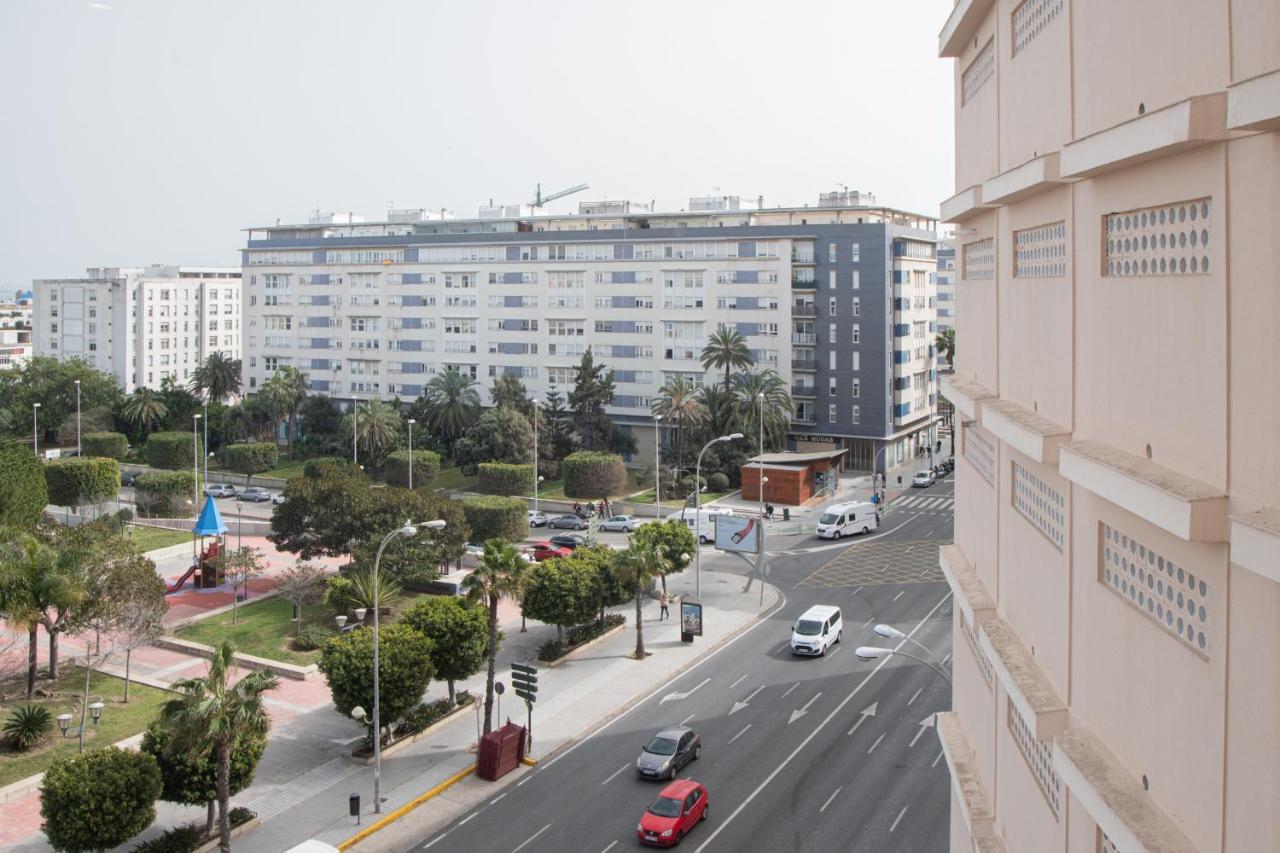 Apartamento Malibu Cadiz Playa Exterior photo